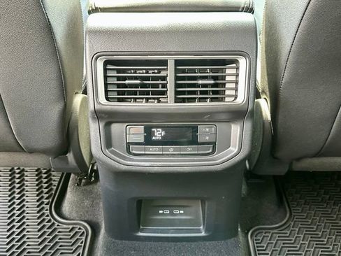 Certified 2026 Volkswagen Atlas SE AWD/4WD image 18