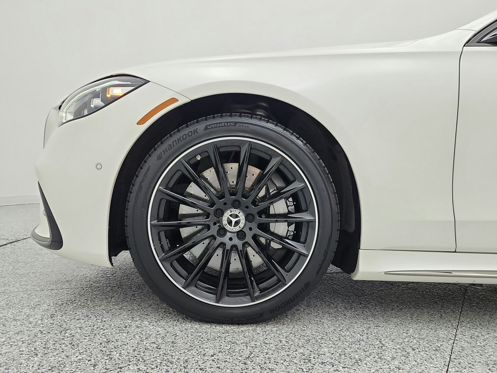 Used 2023 Mercedes-Benz S 500 4MATIC image 18