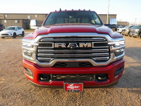 New 2026 RAM 2500 Laramie AWD/4WD image 9