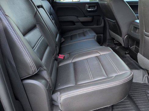 Used 2018 GMC Sierra 2500 Denali AWD/4WD image 39