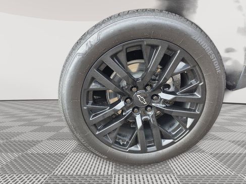 Used 2024 Chevrolet Tahoe High Country image 11