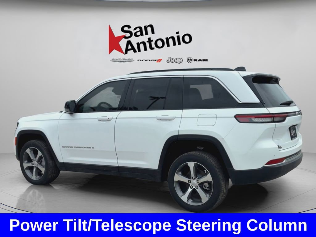 New 2025 Jeep Grand Cherokee Limited RWD image 10