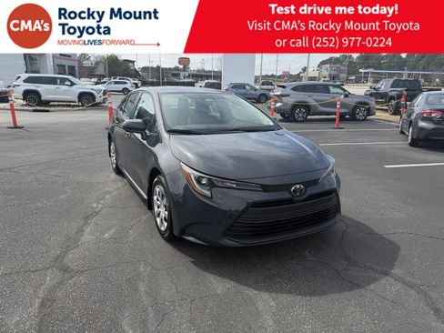 Used 2026 Toyota Corolla LE image 1