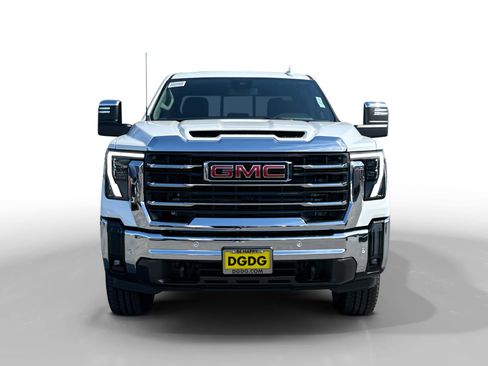New 2026 GMC Sierra 2500 SLT w/ SLT Premium Package AWD/4WD image 8