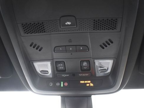 Used 2024 Cadillac XT6 Premium Luxury w/ Technology Package image 24