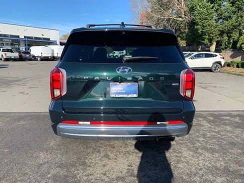 Used 2023 Hyundai Palisade Calligraphy image 5