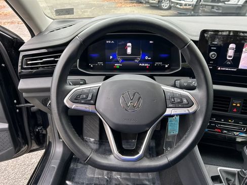 Used 2025 Volkswagen Jetta S image 18