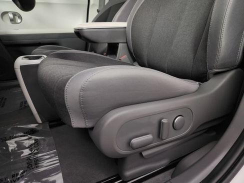 Certified 2024 Hyundai Ioniq 5 SEL AWD/4WD image 12