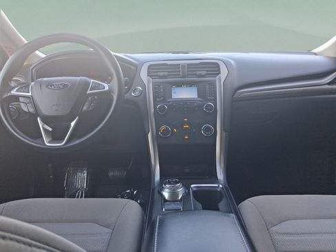 Used 2020 Ford Fusion S FWD image 15