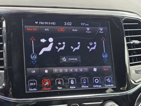 Used 2020 Jeep Grand Cherokee Limited AWD/4WD image 15