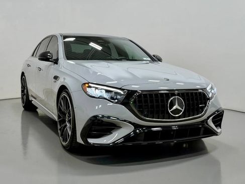 Used 2025 Mercedes-Benz E 53 AMG e 4MATIC Sedan image 11