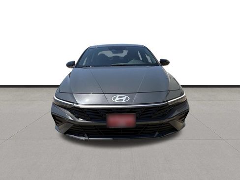 Used 2026 Hyundai Elantra Sport FWD image 2