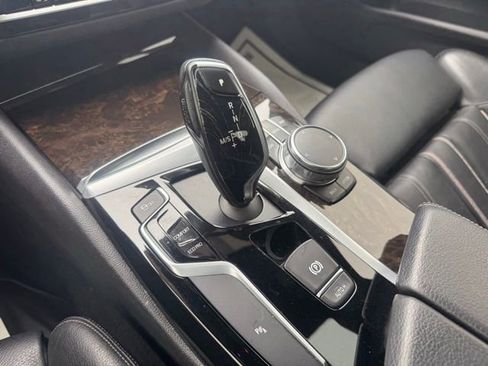 Used 2017 BMW 540i xDrive AWD/4WD image 16