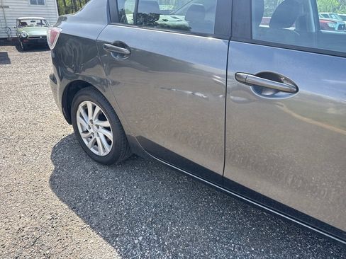 Used 2012 MAZDA MAZDA3 i Touring image 10