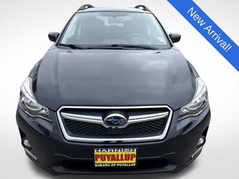 Used 2017 Subaru Crosstrek 2.0i Premium AWD/4WD image 2