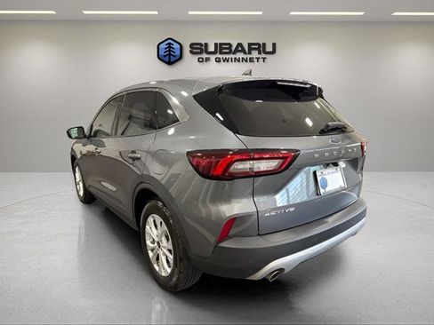 Used 2023 Ford Escape Active w/ Tech Pack #2 FWD image 3