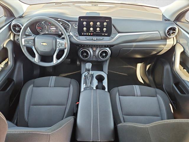 Used 2025 Chevrolet Blazer LT FWD image 17