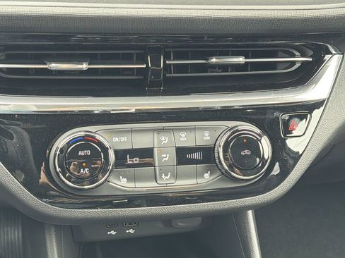 New 2026 Buick Envista Sport Touring w/ Convenience I Package FWD image 6