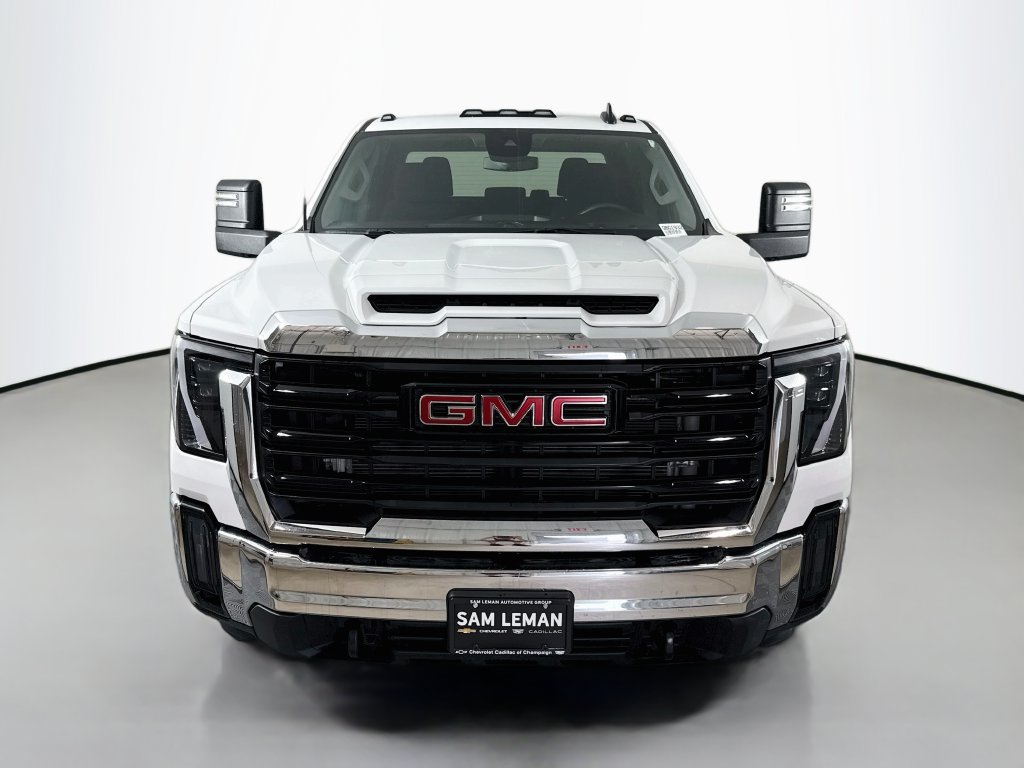 Used 2025 GMC Sierra 3500 Pro w/ Convenience Package AWD/4WD image 2