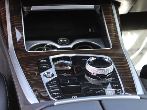 Used 2023 BMW X7 xDrive40i w/ Executive Package AWD/4WD image 19