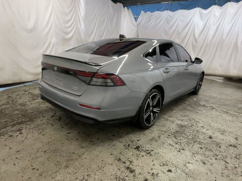 Used 2025 Honda Accord Sport image 6