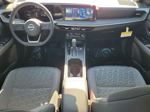 New 2026 Nissan Kicks SV image 12