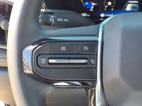 New 2026 Chevrolet Colorado LT image 15