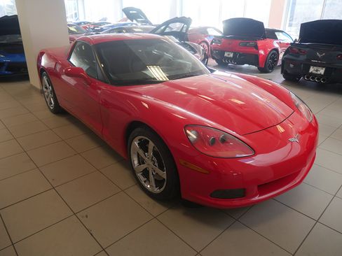 Used 2010 Chevrolet Corvette Coupe w/ Preferred Equipment Group image 2