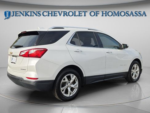 Used 2021 Chevrolet Equinox Premier image 3