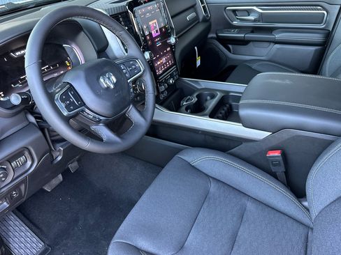New 2026 RAM 1500 4x4 Crew Cab image 9