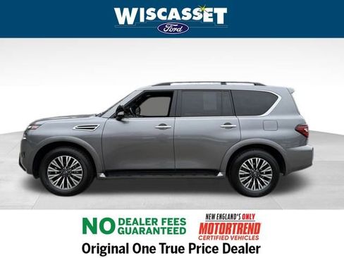Used 2023 Nissan Armada SL w/ Midnight Edition Package image 2