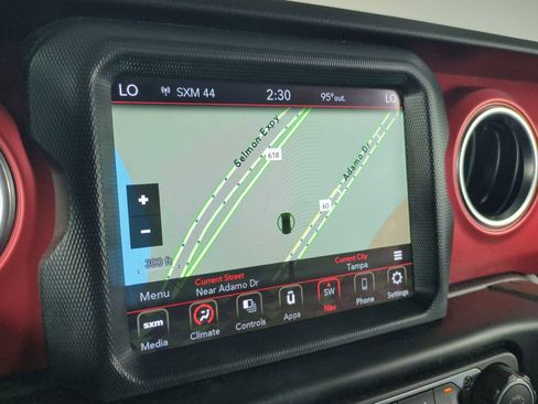 Used 2022 Jeep Wrangler Unlimited Rubicon AWD/4WD image 24