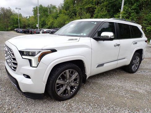 Certified 2025 Toyota Sequoia Capstone AWD/4WD image 7
