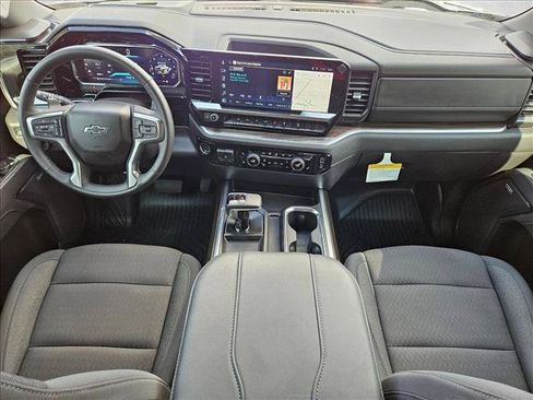 Used 2026 Chevrolet Silverado 1500 LT Trail Boss w/ Safety Package AWD/4WD image 21