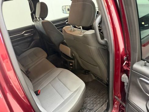 Used 2024 RAM 1500 Big Horn AWD/4WD image 35