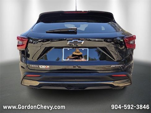 Used 2026 Chevrolet Trax ACTIV w/ Driver Confidence Package image 4