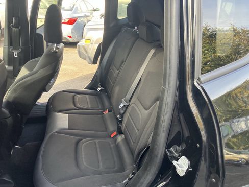 Used 2017 Jeep Renegade Altitude image 22