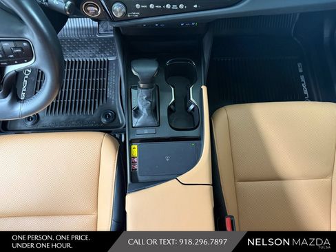 Used 2024 Lexus ES 350 w/ Premium Package FWD image 30
