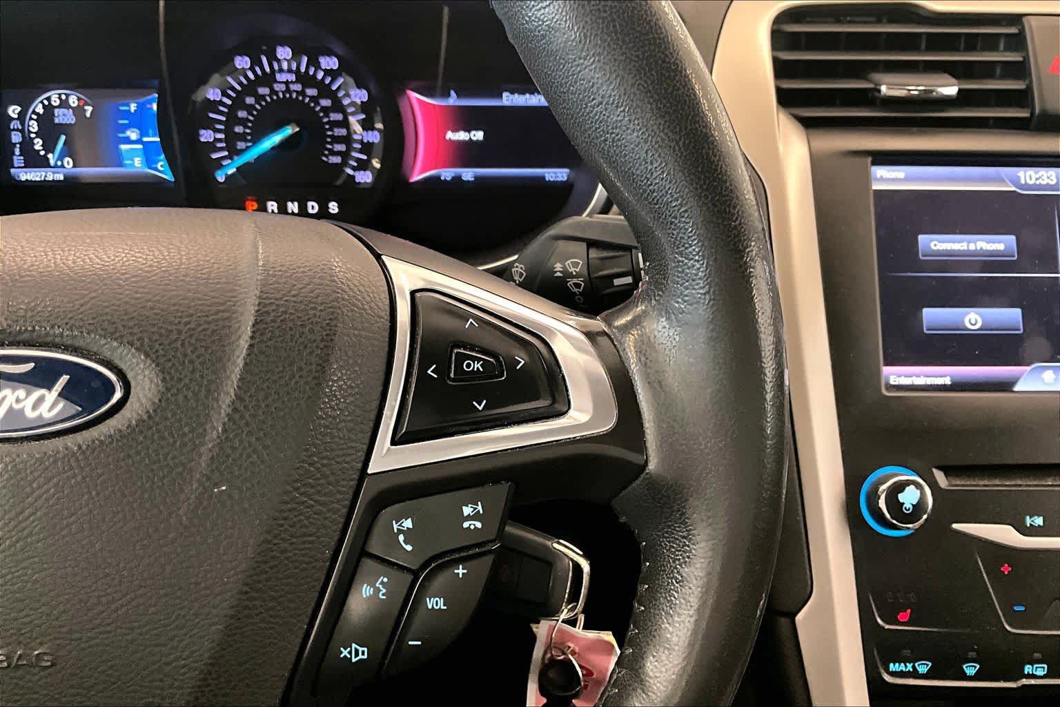 Used 2014 Ford Fusion SE w/ Equipment Group 202A FWD image 22