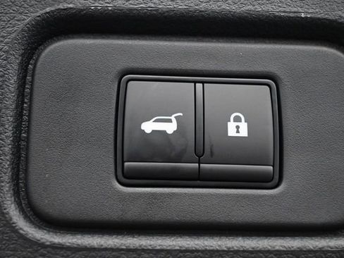 New 2026 Nissan Pathfinder SV image 29