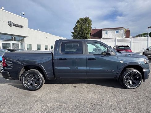 New 2026 RAM 1500 4x4 Crew Cab image 8