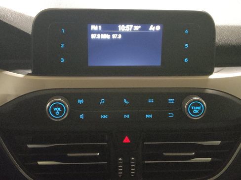 Used 2021 Ford Escape S image 25