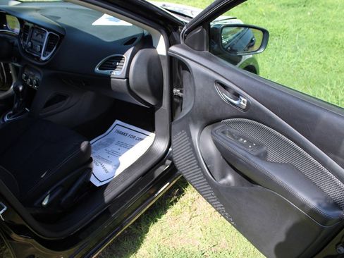 Used 2015 Dodge Dart SXT FWD image 38