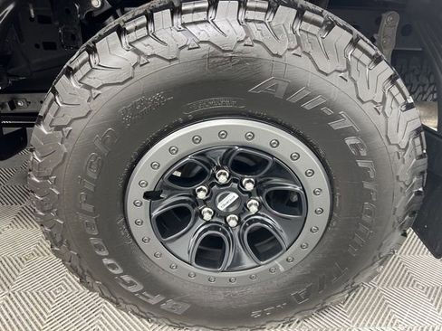 Used 2023 Ford F150 Raptor w/ Equipment Group 802A Raptor R AWD/4WD image 10