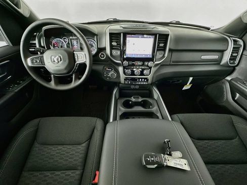 New 2026 RAM 1500 Big Horn AWD/4WD image 9