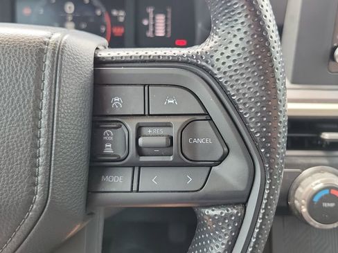 Certified 2025 Toyota Tacoma SR5 AWD/4WD image 21