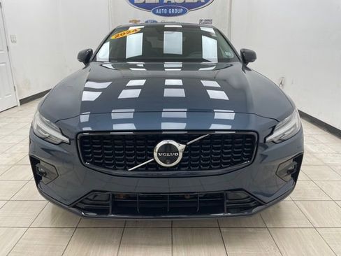 Used 2024 Volvo S60 B5 Plus image 17