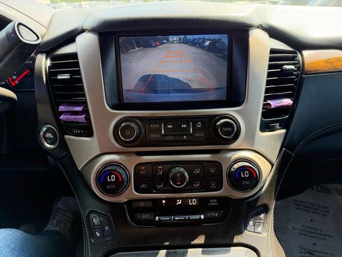 Used 2015 GMC Yukon Denali w/ Premium Package AWD/4WD image 17