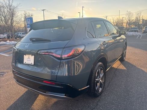 Used 2023 Honda HR-V EX-L image 8