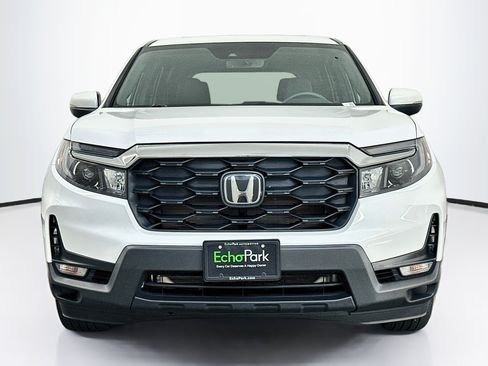Used 2023 Honda Passport EX-L image 2